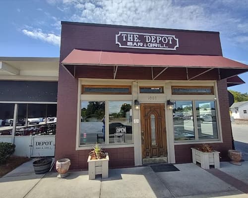 Depot Bar & Grill